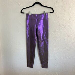 Heroine Sport Marvel Legging Purple Wmns S Stretch Made in USA Metallic Festival